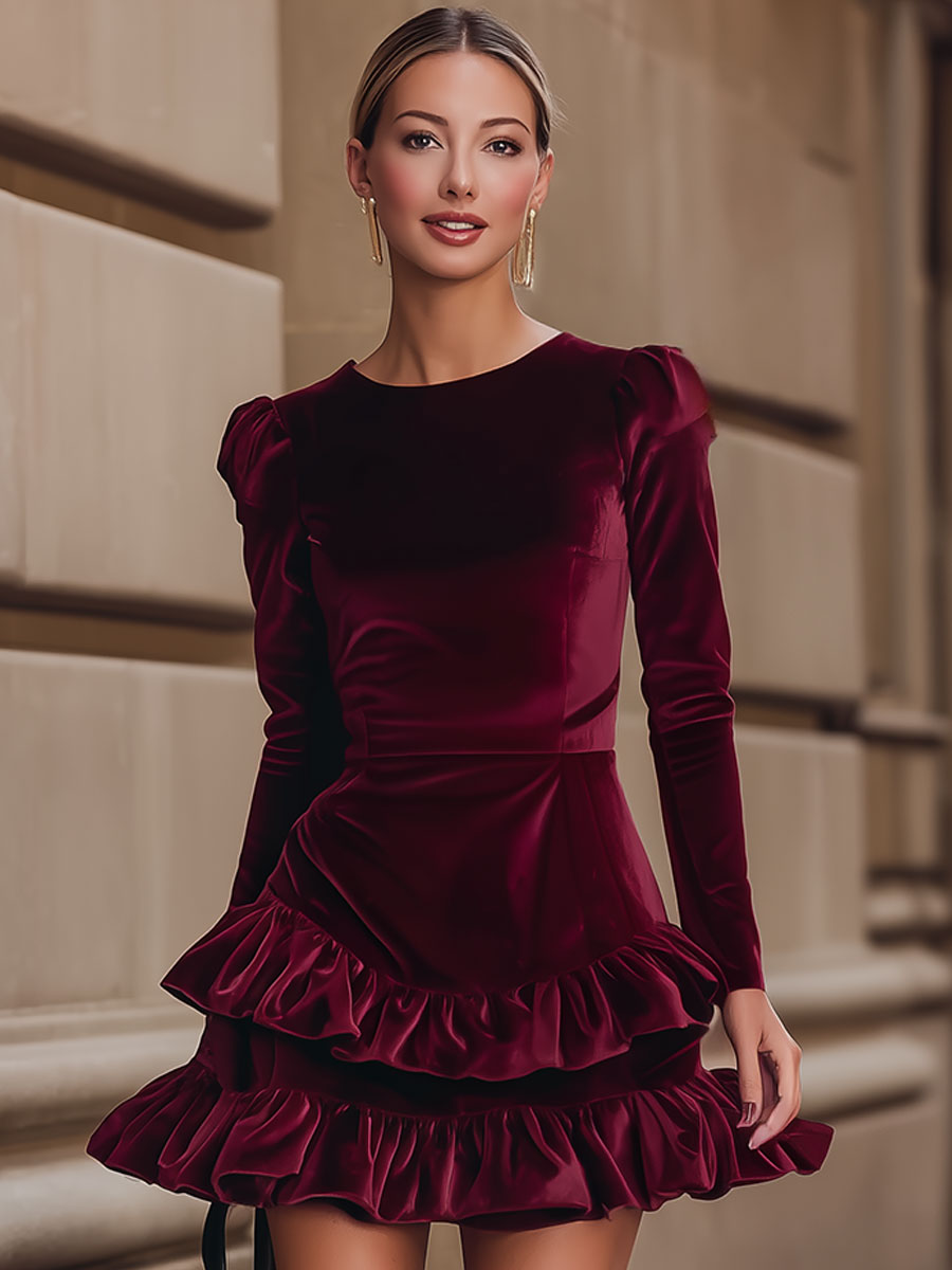 Aurelia | Abito in Velluto Bordeaux con Volant