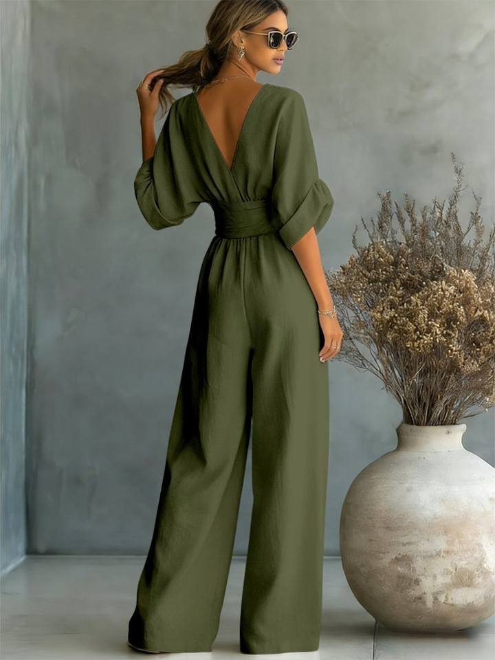 Sofia | Tuta elegante con scollo a V