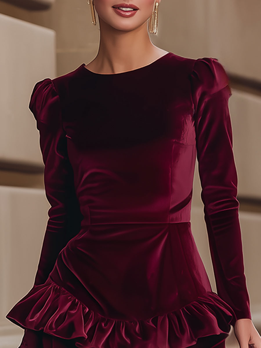 Aurelia | Abito in Velluto Bordeaux con Volant