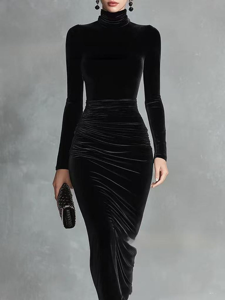 SOPHIA | ABITO ADERENTE IN VELLUTO NERO
