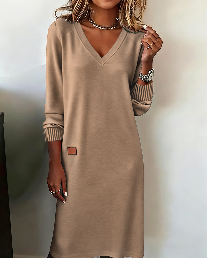 JANA | ABITO MIDI CONFORTEVOLE CON SCOLLO A V