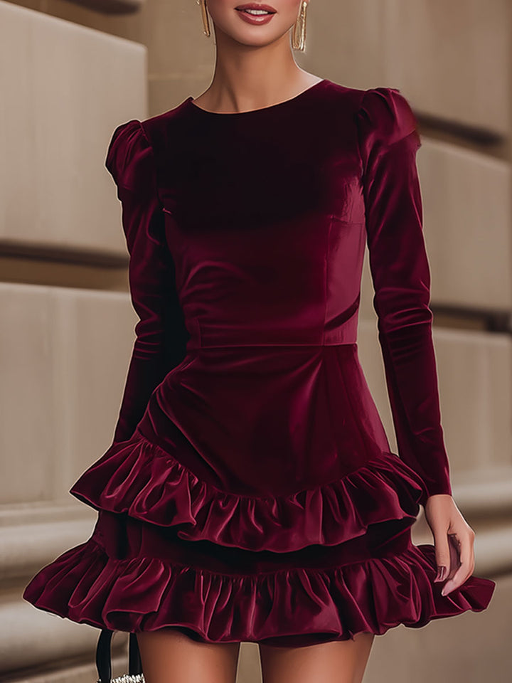Aurelia | Abito in Velluto Bordeaux con Volant