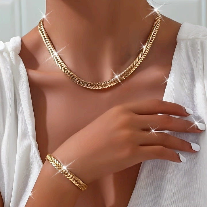 Set Collana e Bracciale a Maglia Intrecciata