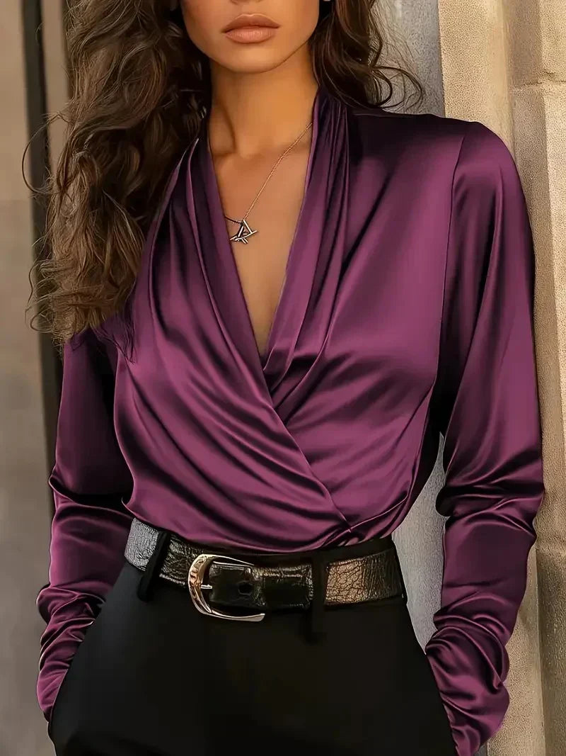 ROSALYN | TOP SATINATO CON SCOLLATURA A V