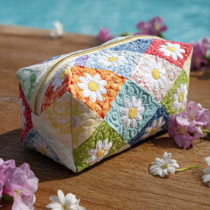 Beauty case trapuntato con motivo floreale NCU0PT9254