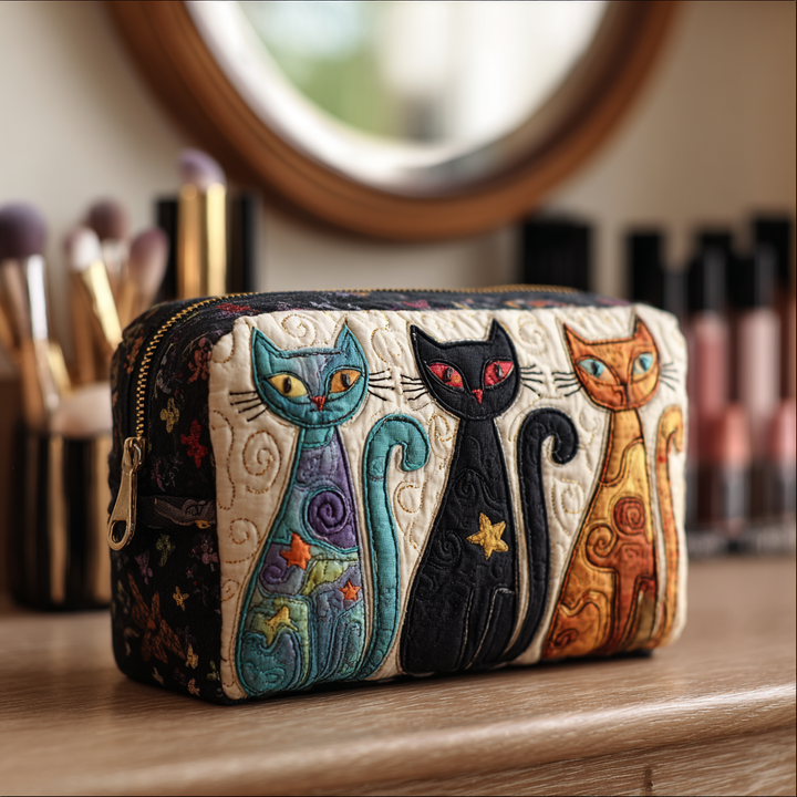 Beauty case trapuntato con gatto luminoso NCU0DK10145