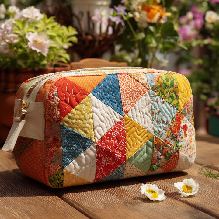 Beauty case trapuntato con fantasia colorata retrò NCU0PT9282