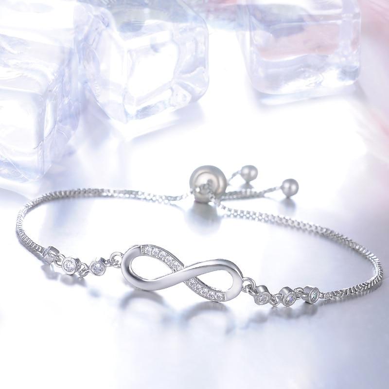 Bracciale con simbolo infinito