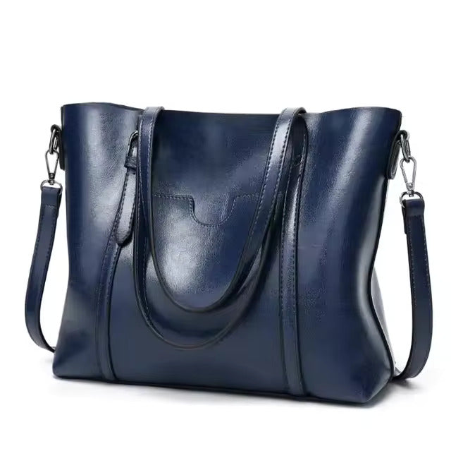 DAPHIRA | BORSA A SPALLA IN PELLE SLEEK
