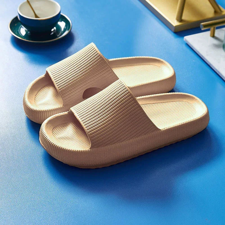 Pantofole Unisex Comode con Suola Alta