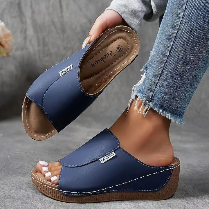 Sandali da Donna con Zeppa e Punta Aperta