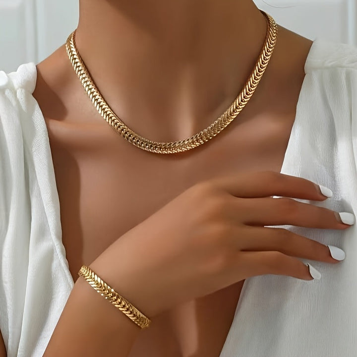 Set Collana e Bracciale a Maglia Intrecciata